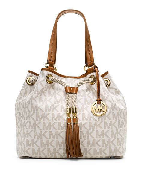 sac michael kors beige|michael kors trousse bag.